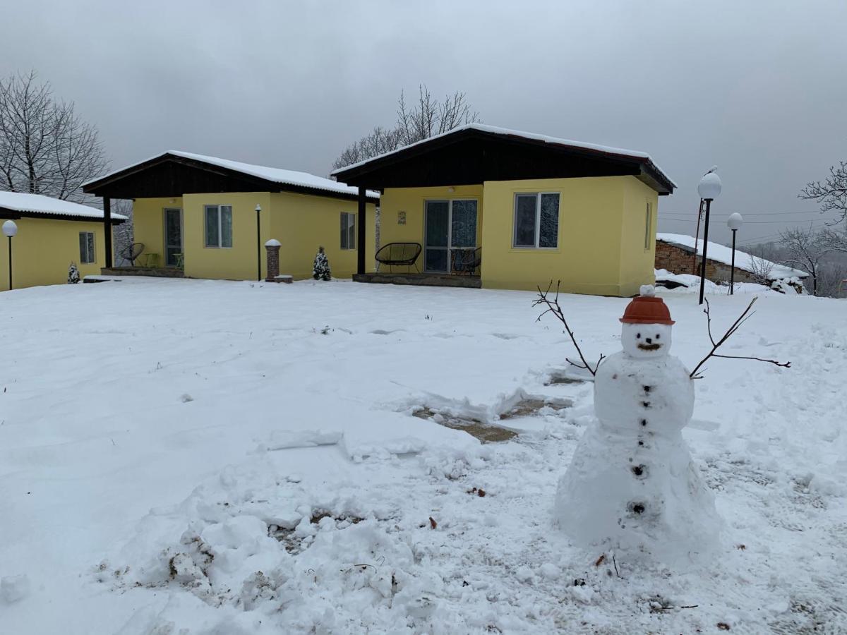 Daskalov Bungalows Chervena Lokva Екстер'єр фото