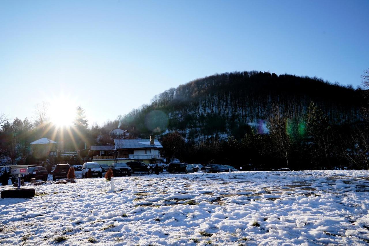 Daskalov Bungalows Chervena Lokva Екстер'єр фото