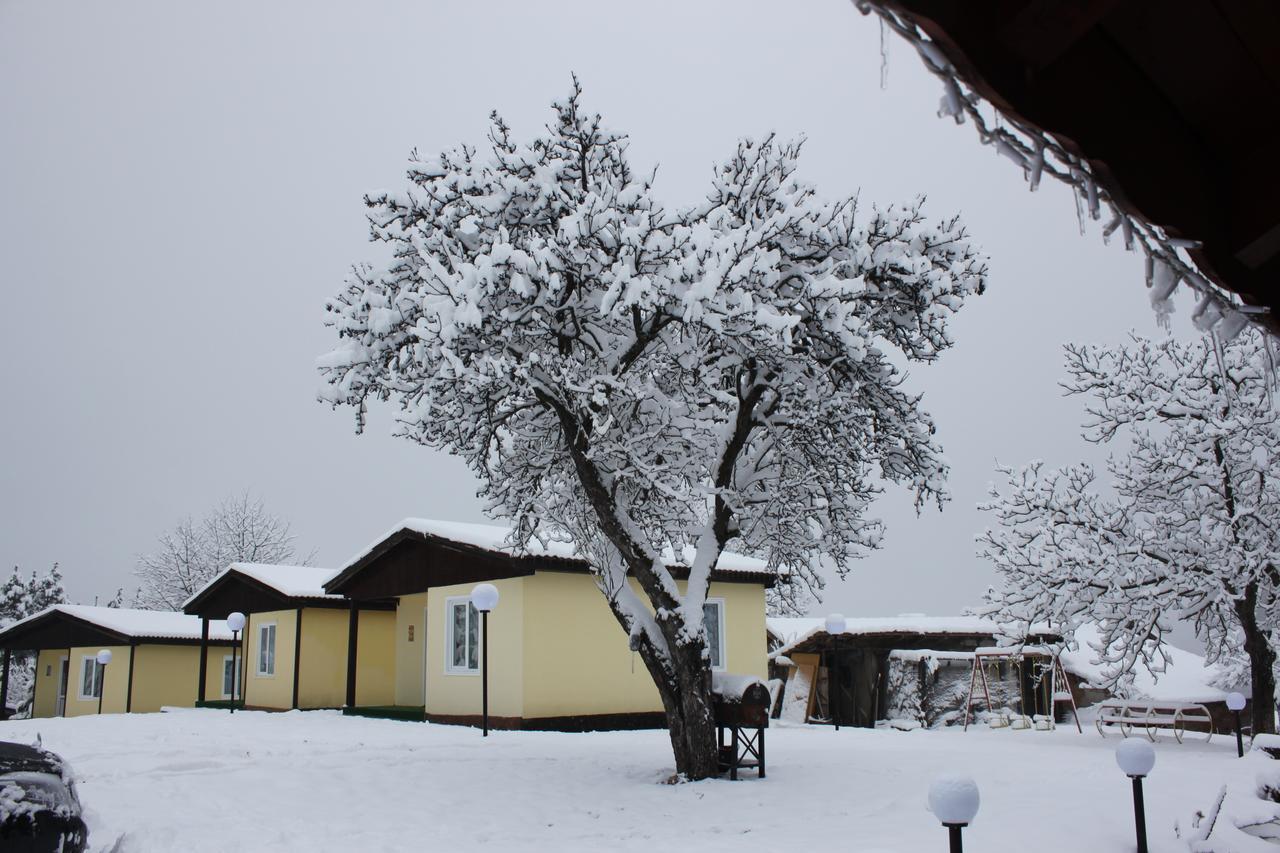 Daskalov Bungalows Chervena Lokva Екстер'єр фото