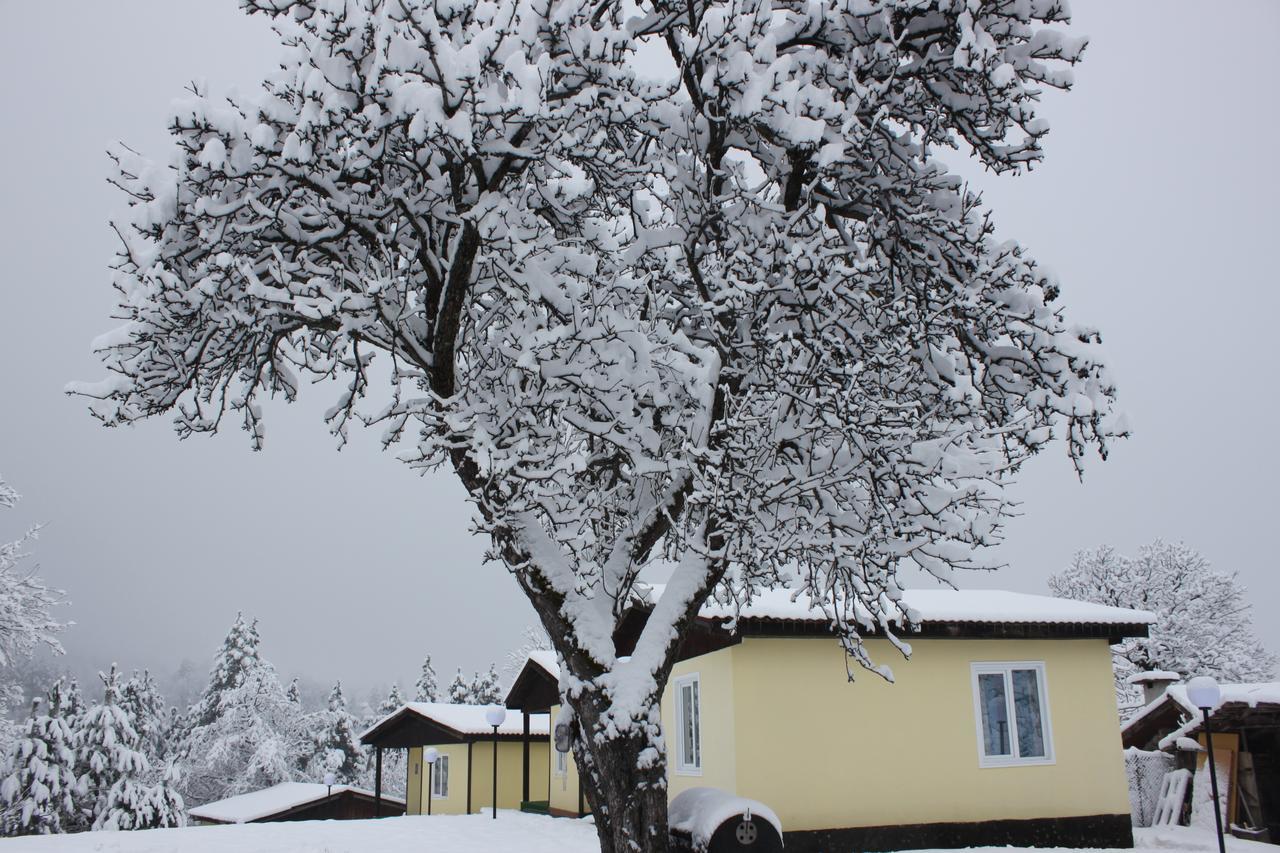 Daskalov Bungalows Chervena Lokva Екстер'єр фото