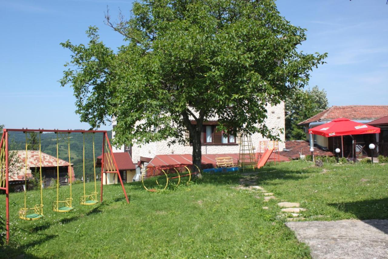 Daskalov Bungalows Chervena Lokva Екстер'єр фото