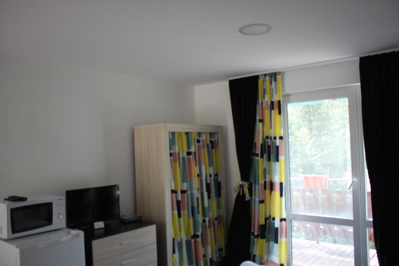 Daskalov Bungalows Chervena Lokva Екстер'єр фото