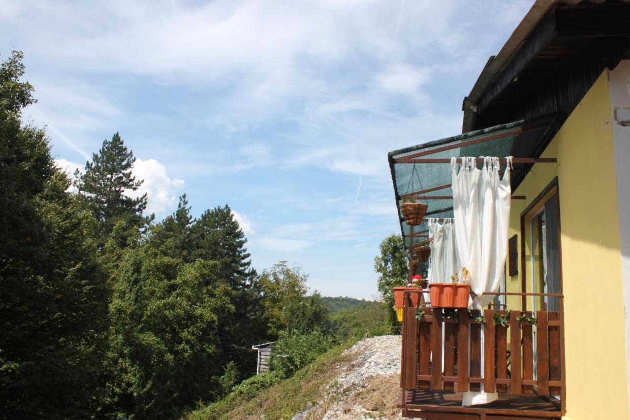 Daskalov Bungalows Chervena Lokva Екстер'єр фото