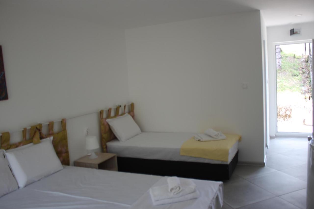 Daskalov Bungalows Chervena Lokva Екстер'єр фото