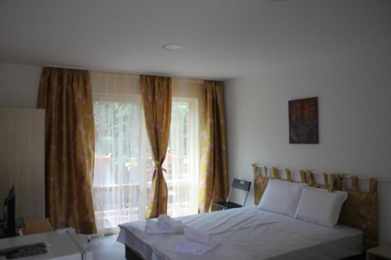 Daskalov Bungalows Chervena Lokva Екстер'єр фото